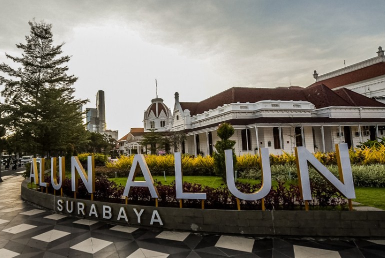 Travel Surabaya Jogja
