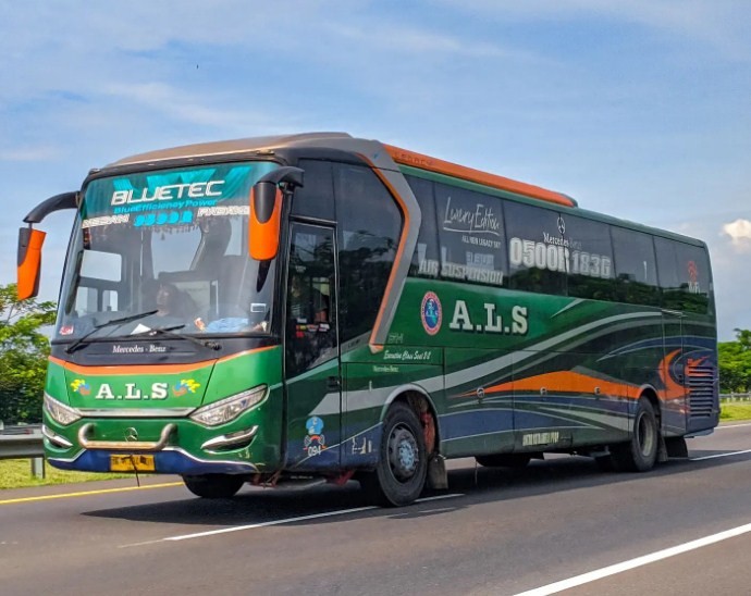 Bus Medan Padang