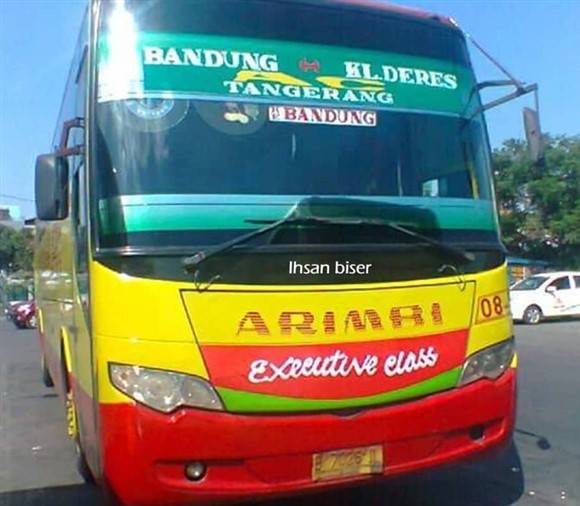 Bus Bandung Tangerang