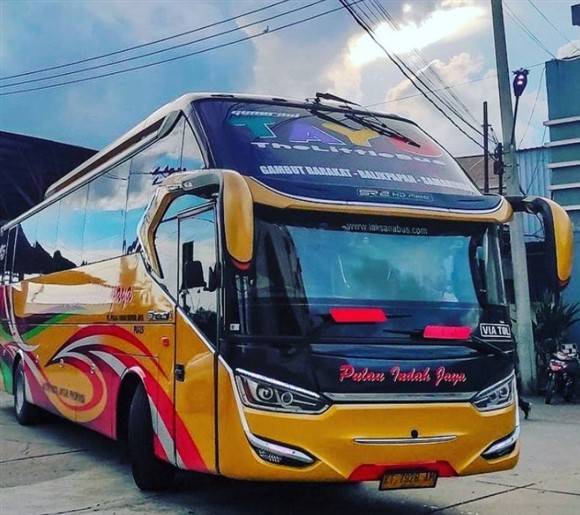 Bus Pulau Indah Jaya