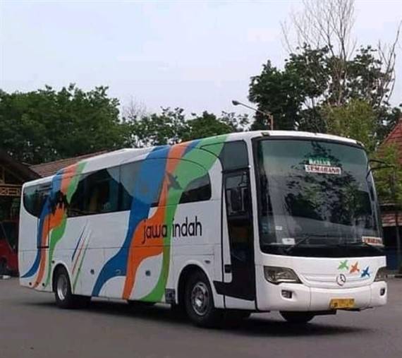 Bus Jawa Indah