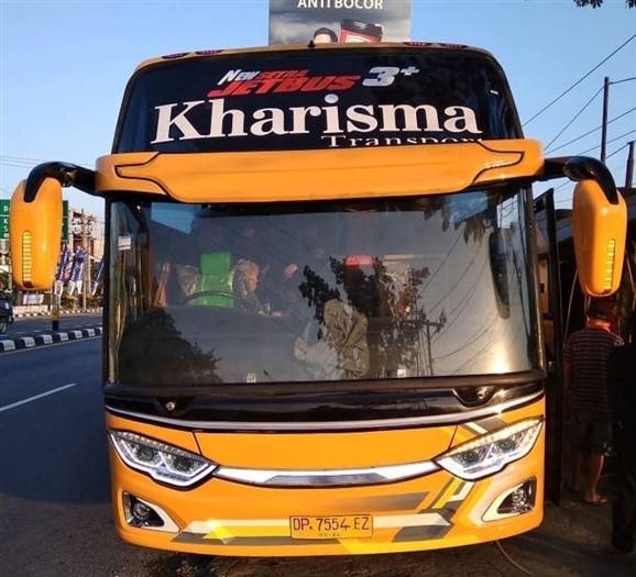Bus Kharisma Transport