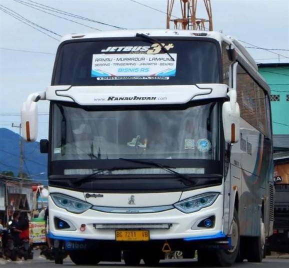 Bus Ranau Indah