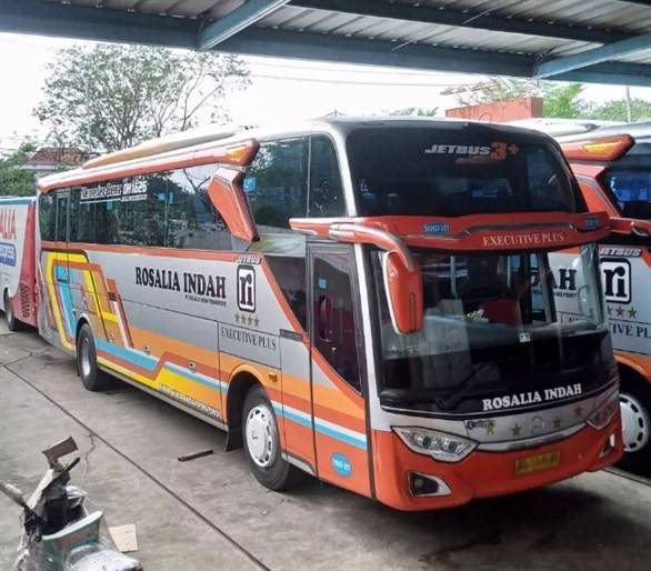 Bus Malang Semarang